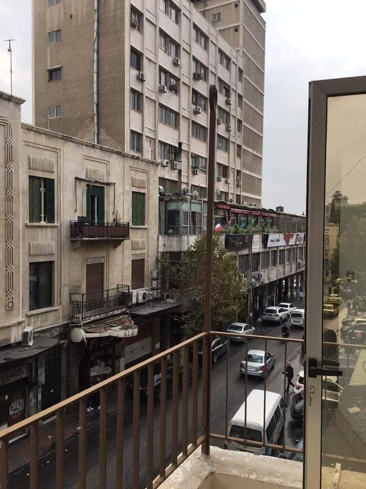 شقة للبيع في  دمشق شارع العابد على الشارع العام