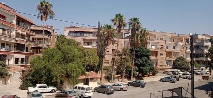 للبيع شقة في حمص حي الانشاءات مقابل المختار